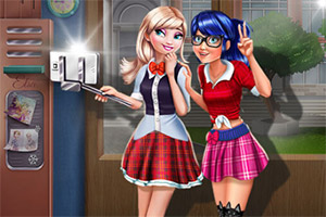 ����ѧԺʱװ